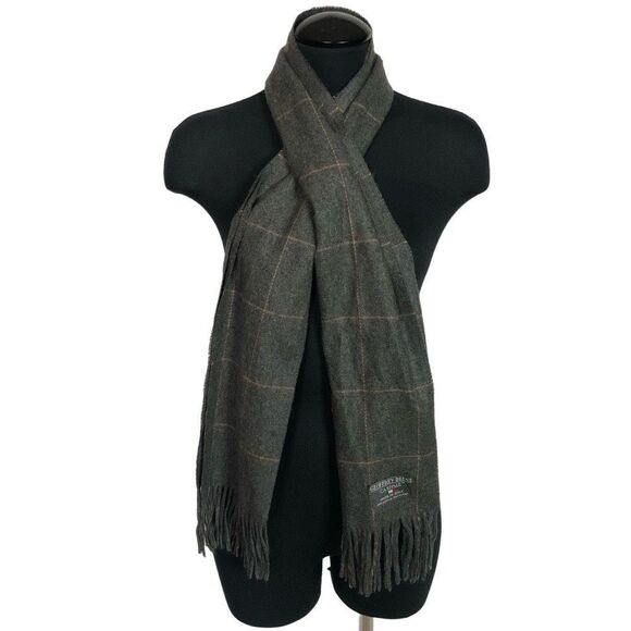 Geoffrey Beene Gray Plaid Scarf - Picture 1 of 5